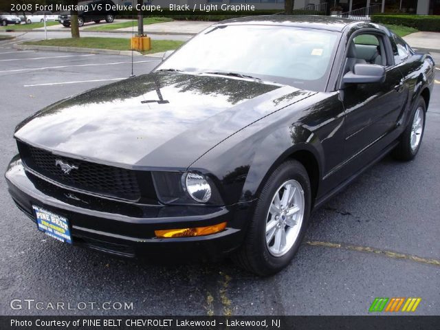 2008 Ford Mustang V6 Deluxe Coupe in Black