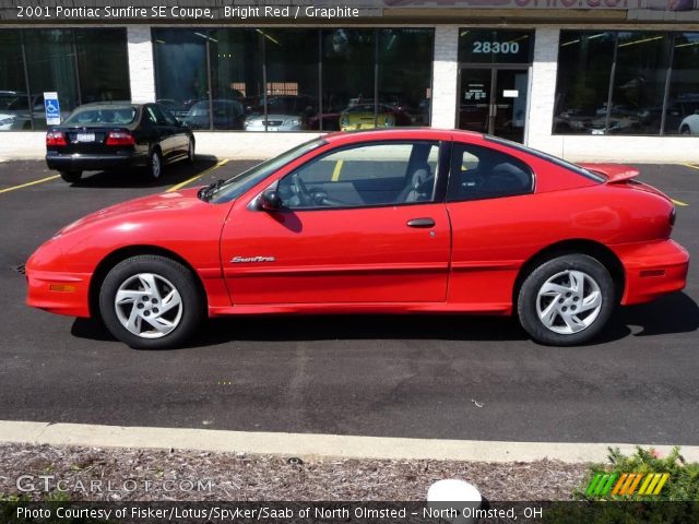 2001 Pontiac Sunfire SE Coupe in Bright Red