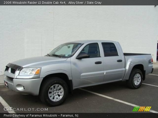 2006 Mitsubishi Raider LS Double Cab 4x4 in Alloy Silver