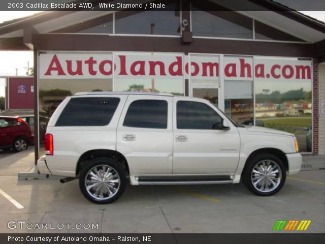 2003 Cadillac Escalade AWD in White Diamond