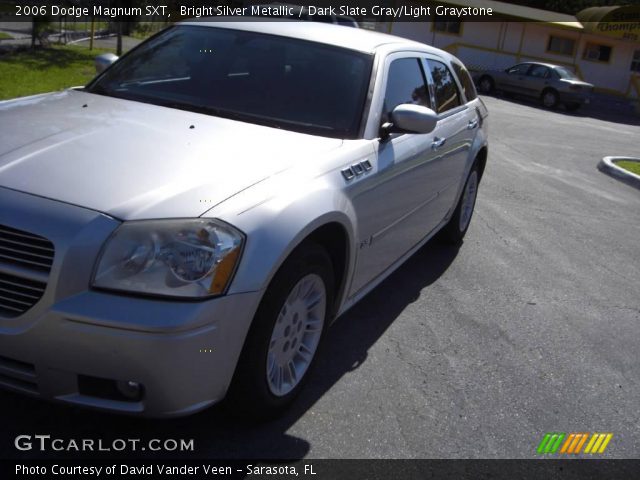 2006 Dodge Magnum SXT in Bright Silver Metallic