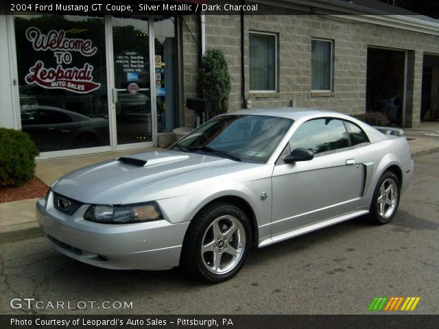2004 Ford Mustang GT Coupe in Silver Metallic