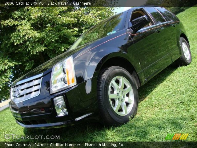 2006 Cadillac SRX V6 in Black Raven