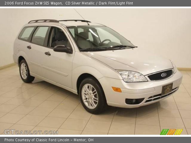 2006 Ford Focus ZXW SES Wagon in CD Silver Metallic