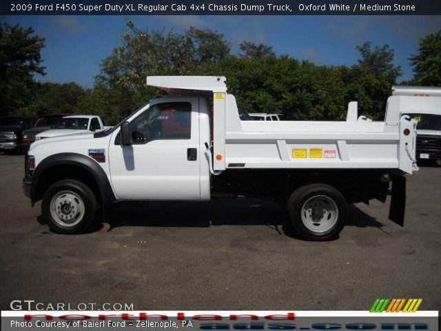 2009 Ford F450 Super Duty XL Regular Cab 4x4 Chassis Dump Truck in Oxford White