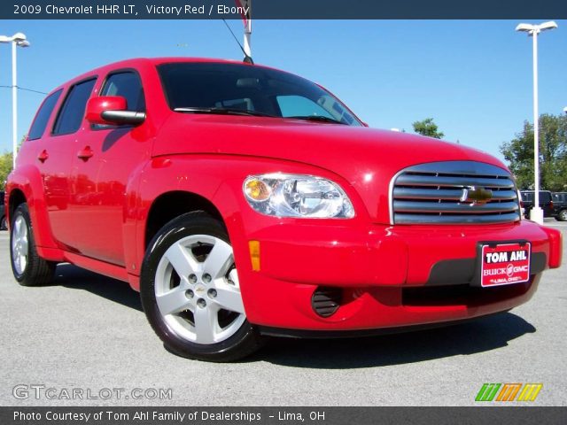 2009 Chevrolet HHR LT in Victory Red