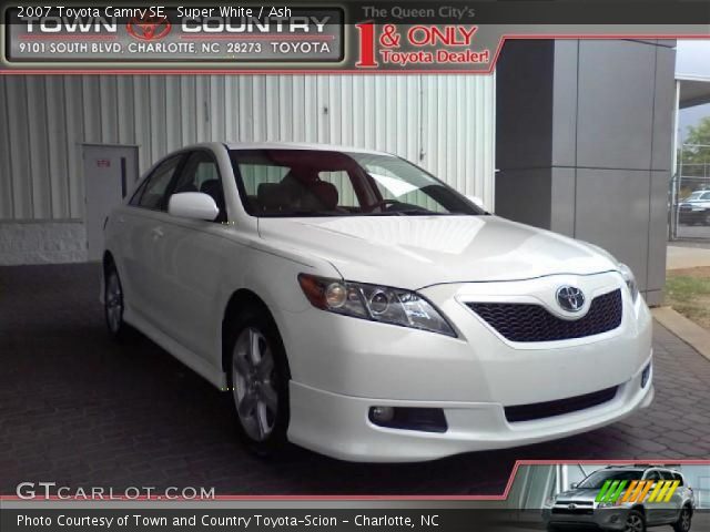 2007 Toyota Camry SE in Super White