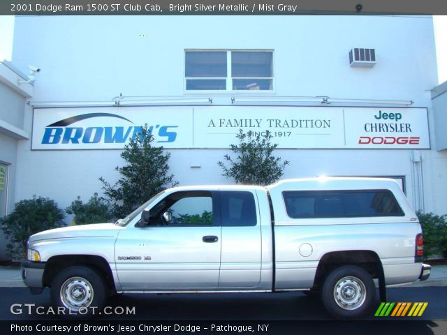 2001 Dodge Ram 1500 ST Club Cab in Bright Silver Metallic