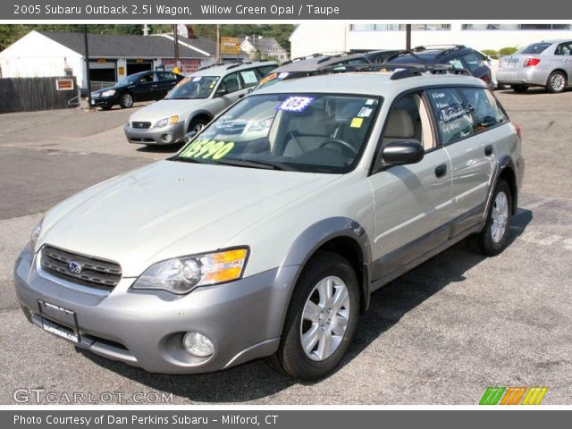 2005 Subaru Outback 2.5i Wagon in Willow Green Opal