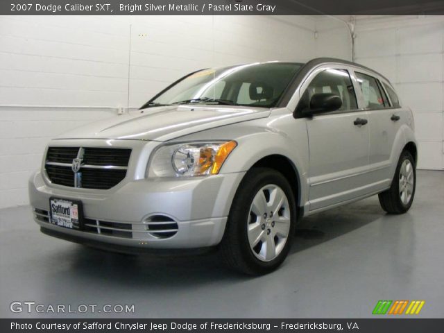 2007 Dodge Caliber SXT in Bright Silver Metallic