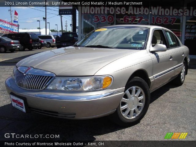 2001 Lincoln Continental  in Light Parchment Gold Metallic