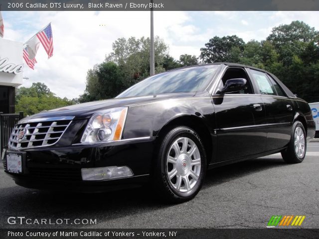 2006 Cadillac DTS Luxury in Black Raven