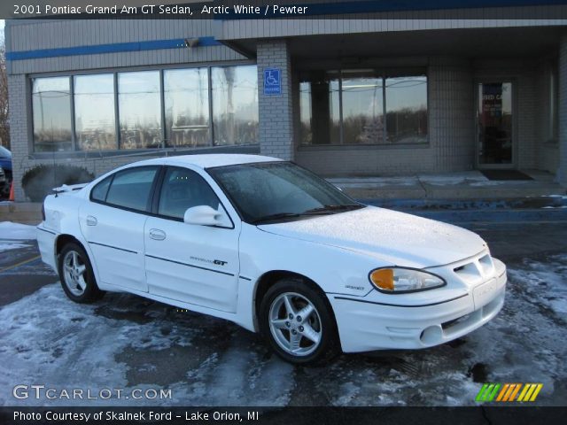 2001 Pontiac Grand Am GT Sedan in Arctic White
