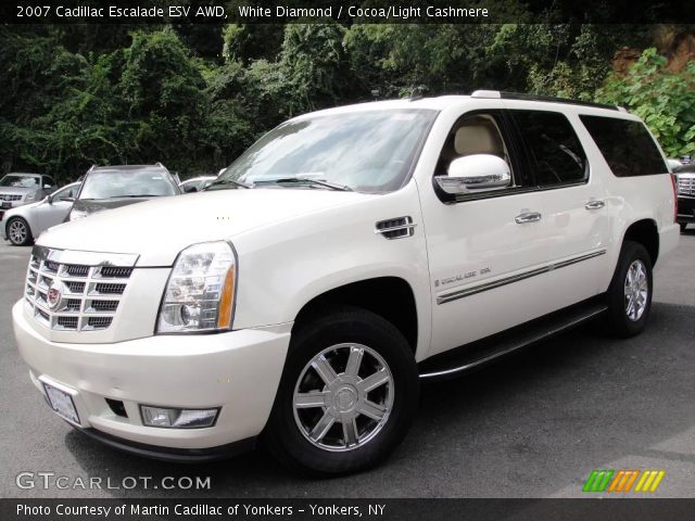 2007 Cadillac Escalade ESV AWD in White Diamond
