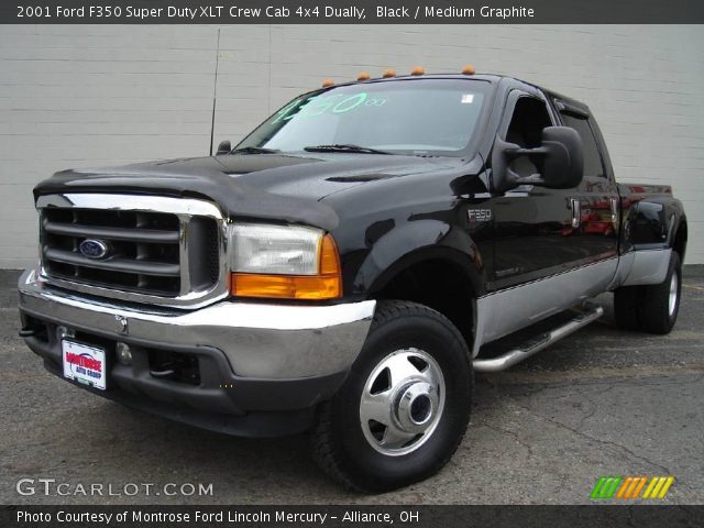 2001 Ford F350 Super Duty XLT Crew Cab 4x4 Dually in Black