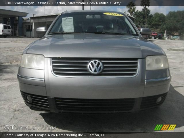 2002 Volkswagen Passat GLX Sedan in Silverstone Grey Metallic