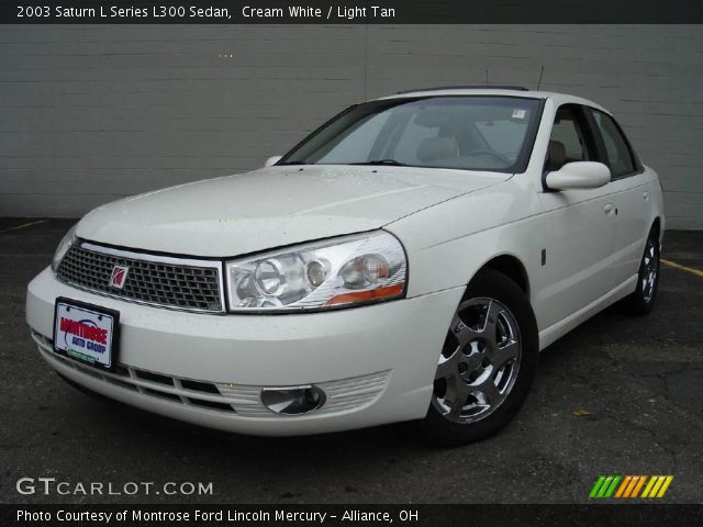 2003 Saturn L Series L300 Sedan in Cream White