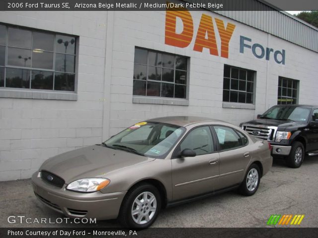 2006 Ford Taurus SE in Arizona Beige Metallic