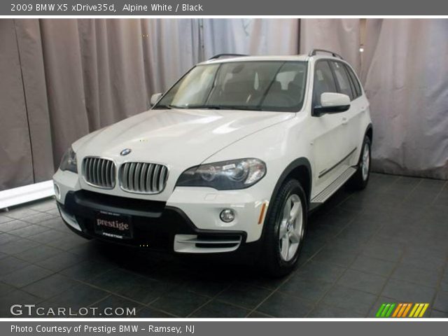 2009 BMW X5 xDrive35d in Alpine White