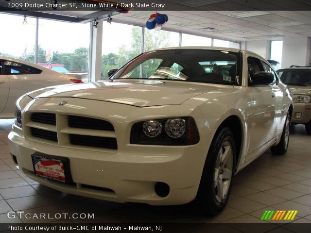 2009 Dodge Charger SE in Stone White