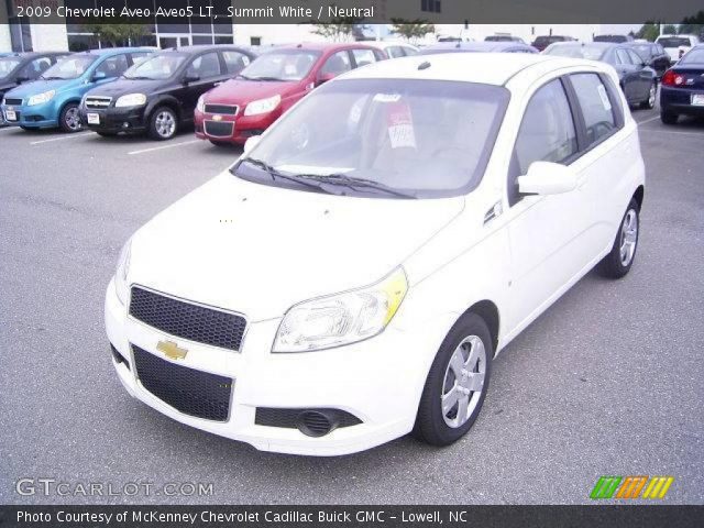 2009 Chevrolet Aveo Aveo5 LT in Summit White