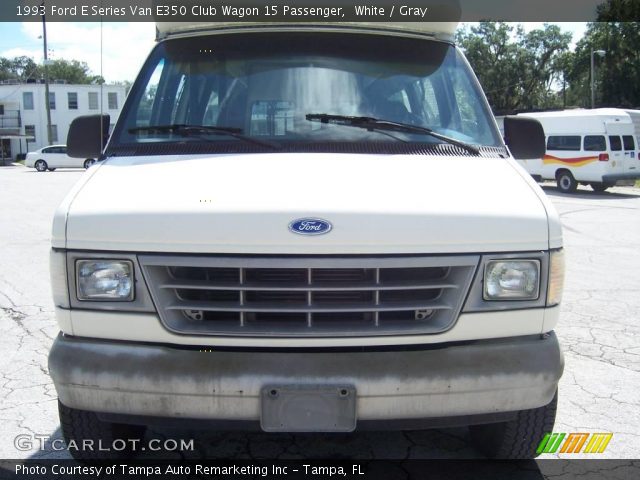 1993 Ford E Series Van E350 Club Wagon 15 Passenger in White