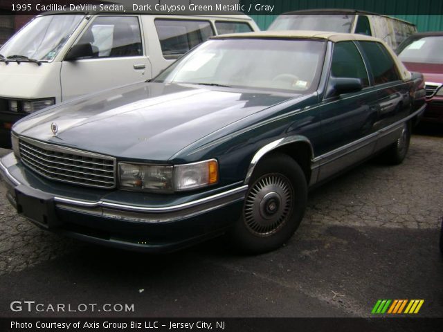 1995 Cadillac DeVille Sedan in Dark Calypso Green Metallic