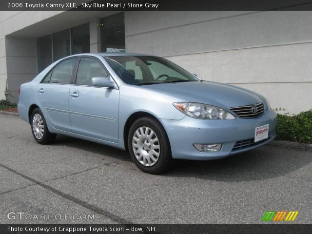 2006 Toyota Camry XLE in Sky Blue Pearl