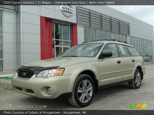 2007 Subaru Outback 2.5i Wagon in Champagne Gold Opal