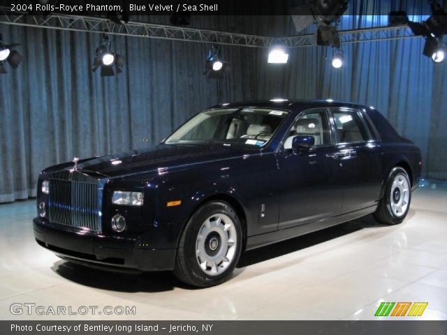2004 Rolls-Royce Phantom  in Blue Velvet