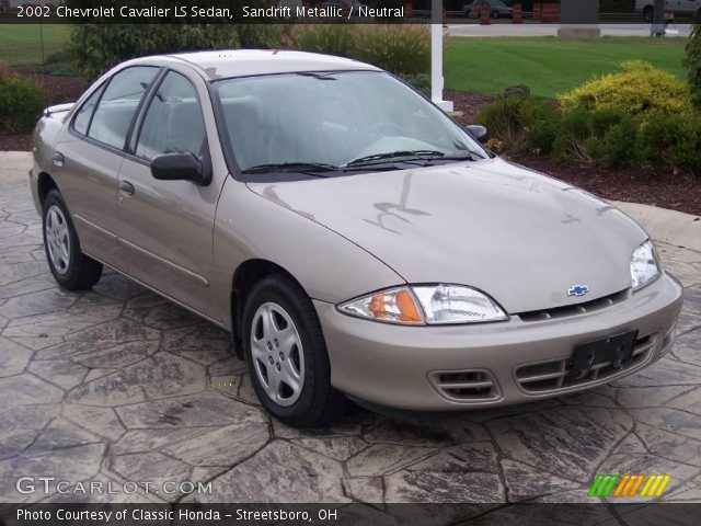 2002 Chevrolet Cavalier LS Sedan in Sandrift Metallic