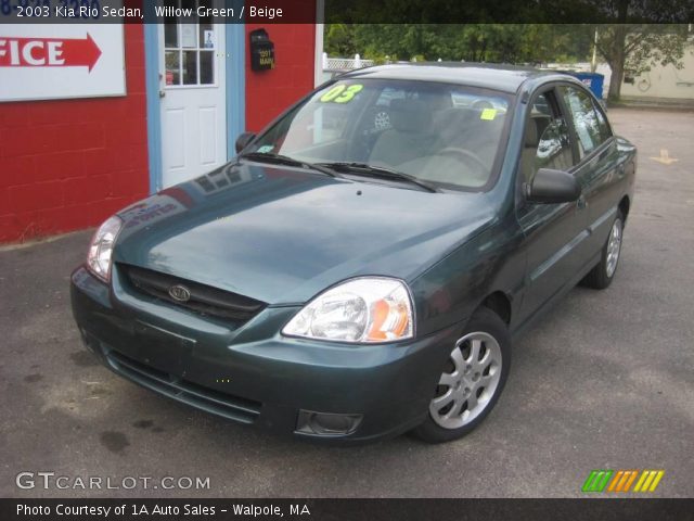 2003 Kia Rio Sedan in Willow Green