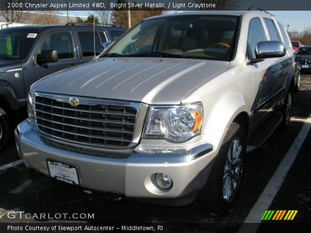 2008 Chrysler Aspen Limited 4WD in Bright Silver Metallic