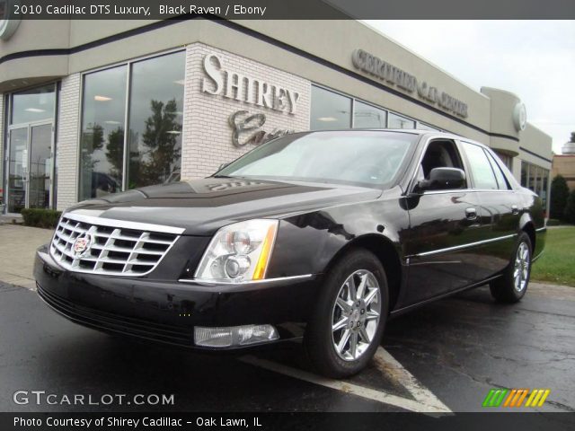 2010 Cadillac DTS Luxury in Black Raven