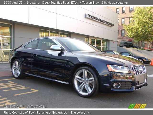 2009 Audi S5 4.2 quattro in Deep Sea Blue Pearl Effect