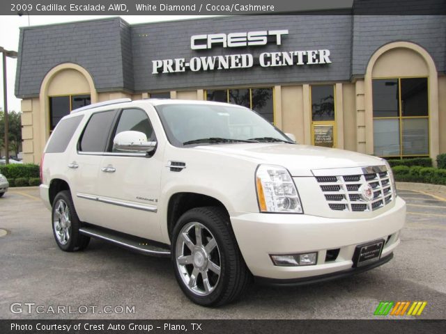 2009 Cadillac Escalade AWD in White Diamond