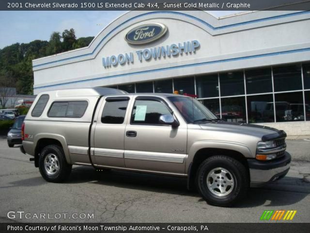 2001 Chevrolet Silverado 1500 LS Extended Cab 4x4 in Sunset Gold Metallic