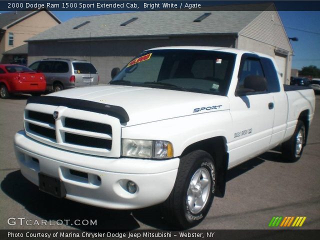 2000 Dodge Ram 1500 Sport Extended Cab in Bright White