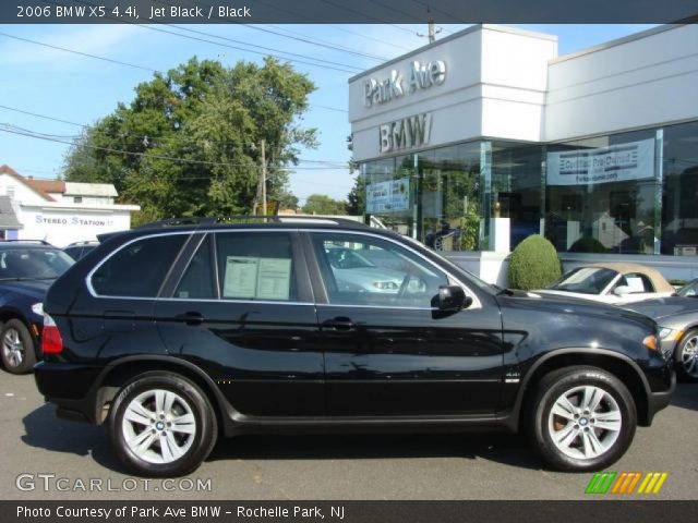 2006 BMW X5 4.4i in Jet Black