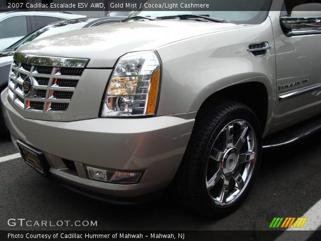 2007 Cadillac Escalade ESV AWD in Gold Mist