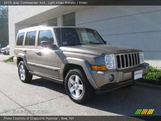 2006 Jeep Commander 4x4 in Light Khaki Metallic