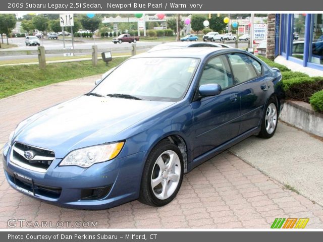 2009 Subaru Legacy 2.5i Sedan in Newport Blue Pearl