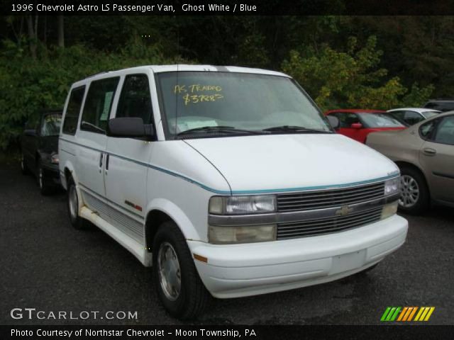 1996 Chevrolet Astro LS Passenger Van in Ghost White