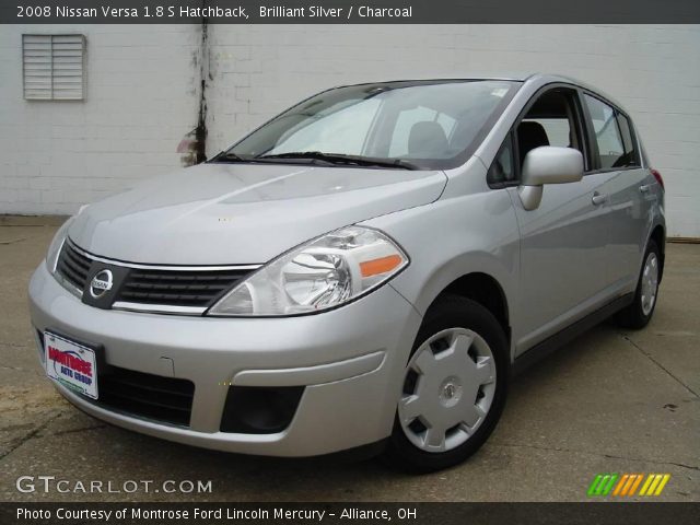 2008 Nissan Versa 1.8 S Hatchback in Brilliant Silver