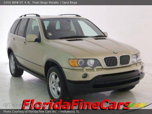 2000 BMW X5 4.4i in Pearl Beige Metallic