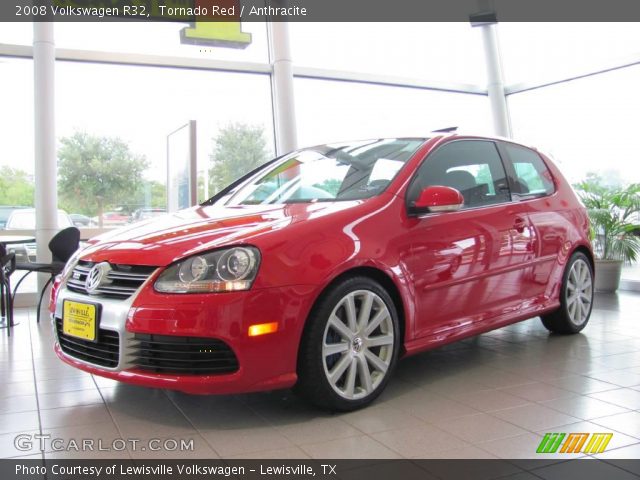 2008 Volkswagen R32  in Tornado Red