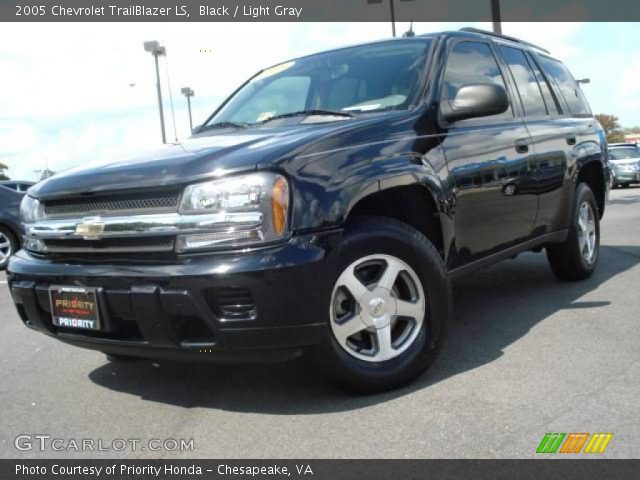 2005 Chevrolet TrailBlazer LS in Black