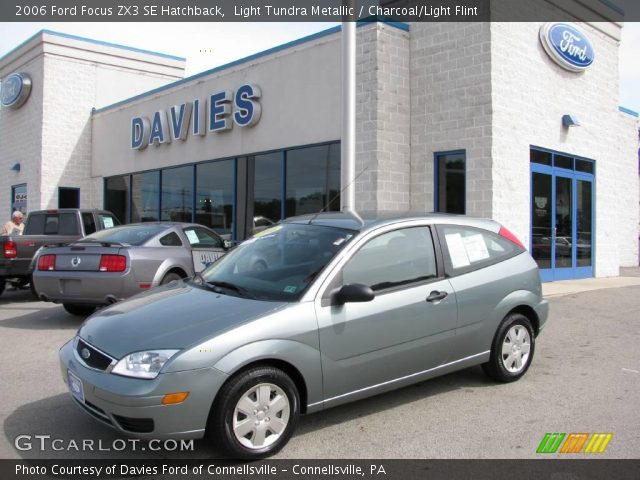 2006 Ford Focus ZX3 SE Hatchback in Light Tundra Metallic