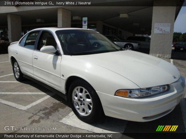 2001 Oldsmobile Intrigue GL in Ivory White