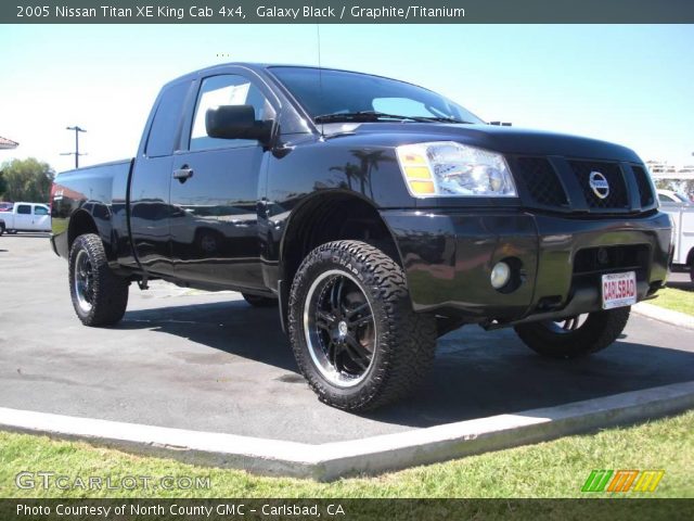 2005 Nissan Titan XE King Cab 4x4 in Galaxy Black